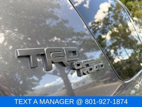 Used 2020 Toyota 4Runner TRD Off-Road Premium w/ Moonroof Package AWD/4WD image 11