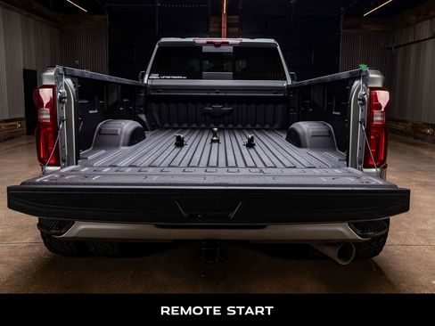 Used 2026 Chevrolet Silverado 3500 High Country w/ High Country Premium Package AWD/4WD image 9