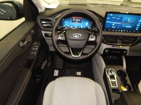 New 2026 Ford Escape Base w/ PHEV Premium Package image 9