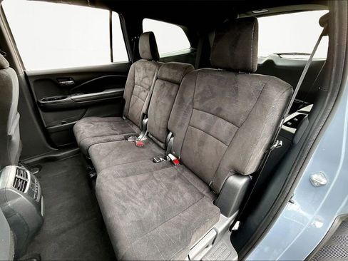 Used 2022 Honda Pilot Sport image 18