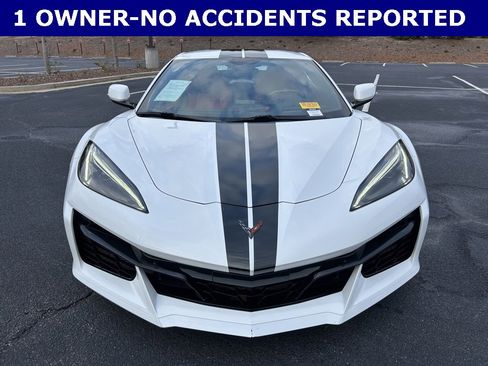 Used 2023 Chevrolet Corvette Z06 image 11