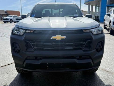 New 2026 Chevrolet Colorado W/T image 2