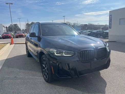Used 2024 BMW X3 xDrive30i w/ Premium Package image 3