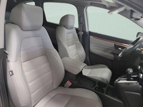 Used 2017 Honda CR-V Touring image 18