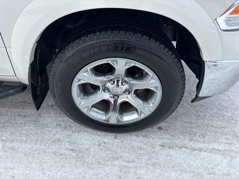 Used 2018 RAM 1500 Laramie w/ Convenience Group image 15