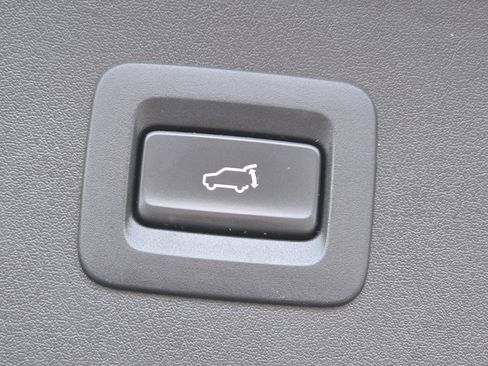 Used 2020 MAZDA CX-5 Touring image 19