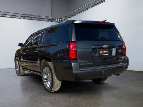 Used 2020 Chevrolet Suburban Premier w/ Premier Plus Edition image 8