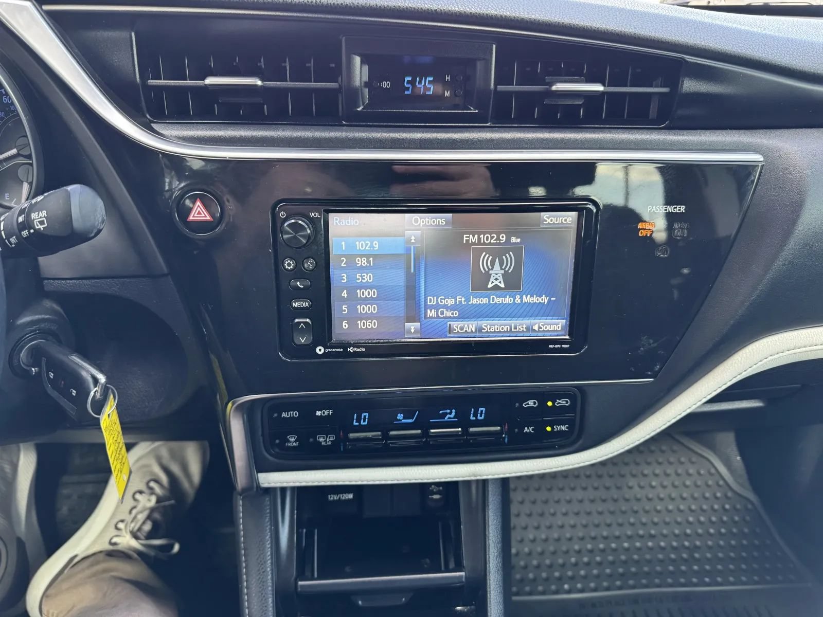 Used 2017 Toyota Corolla iM w/ All-Weather Mat Package FWD image 17