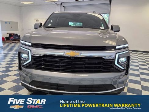 New 2026 Chevrolet Suburban LS RWD image 2