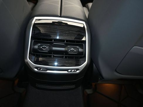 New 2026 BMW 740i w/ Executive Package RWD image 18