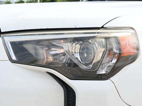 Used 2014 Toyota 4Runner SR5 Premium RWD image 23