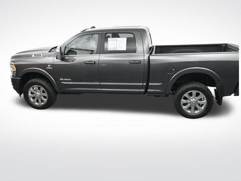 Used 2023 RAM 2500 Limited image 28
