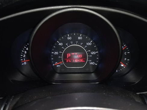 Used 2018 Kia Soul + image 23