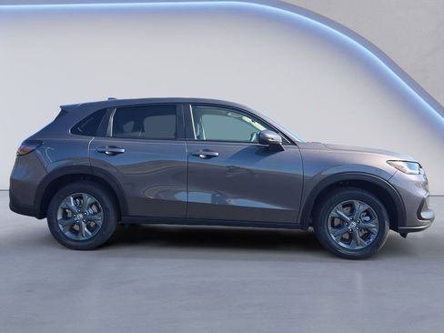 New 2026 Honda HR-V LX image 6