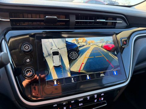 Used 2022 Chevrolet Bolt EUV Premier w/ Launch Edition image 24