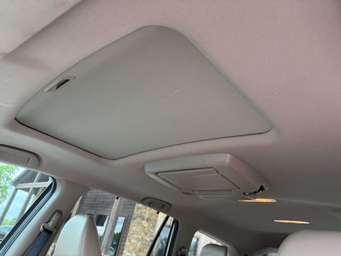 Used 2020 Honda Pilot Touring image 14