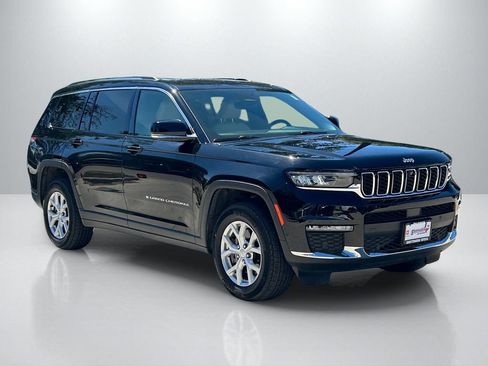 Used 2023 Jeep Grand Cherokee L Limited w/ Luxury Tech Group II AWD/4WD image 3