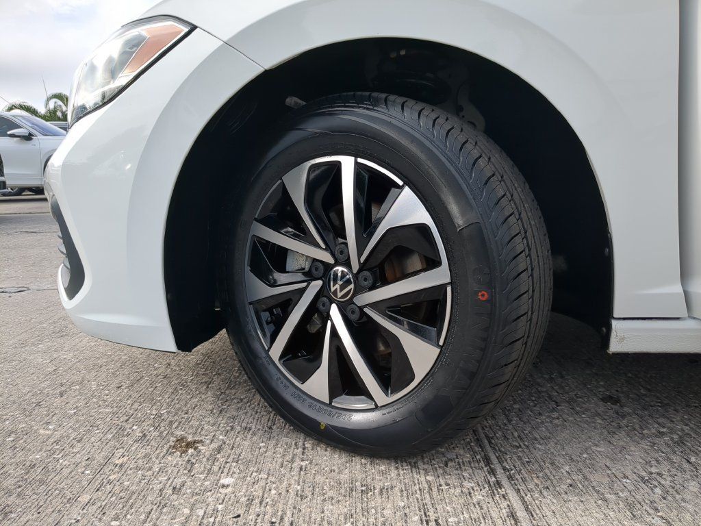 Certified 2024 Volkswagen Jetta S FWD image 28
