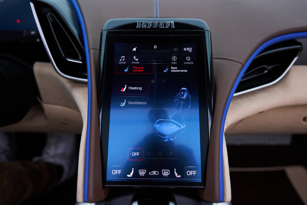 Used 2025 Ferrari Roma Spider RWD image 82
