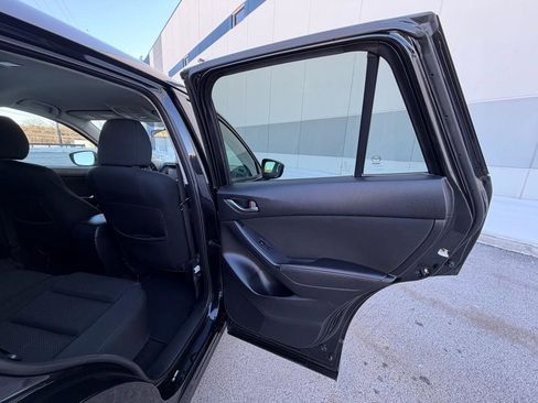 Used 2016 MAZDA CX-5 Touring image 18
