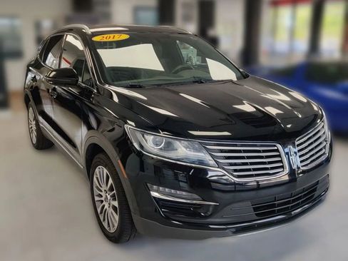 Used 2017 Lincoln MKC Reserve image 3