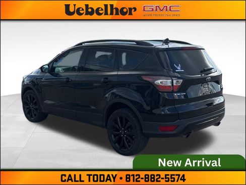 Used 2018 Ford Escape SE w/ SE Sport Appearance Package AWD/4WD image 7
