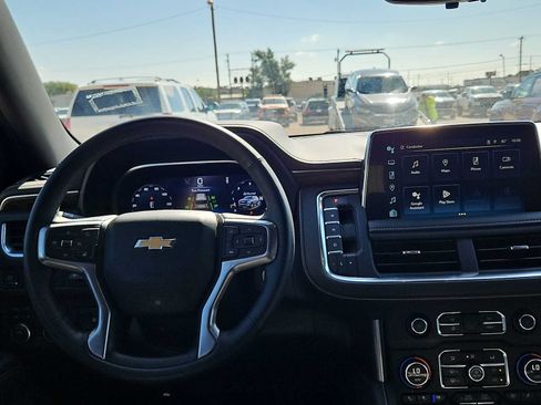 Used 2024 Chevrolet Tahoe Premier AWD/4WD image 15
