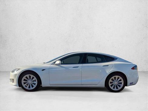 Used 2018 Tesla Model S 75D image 9