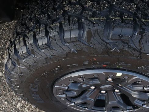 New 2025 Ford Bronco Raptor image 46