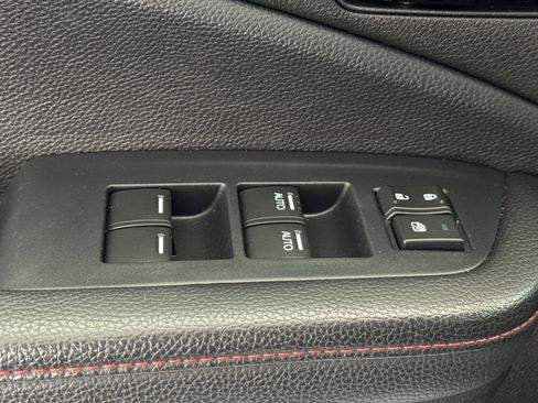 Used 2025 Honda Passport Black Edition image 12
