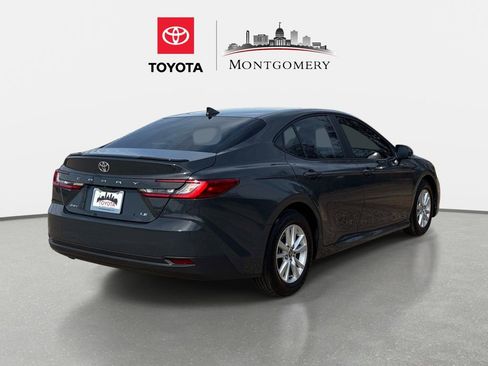 Used 2025 Toyota Camry LE w/ Convenience Package image 3