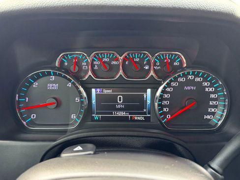 Used 2019 Chevrolet Tahoe LT w/ LT Signature Package AWD/4WD image 22