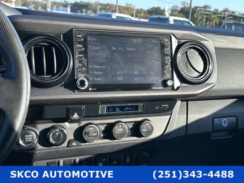 Used 2021 Toyota Tacoma TRD Sport image 16