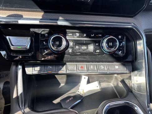 Used 2024 GMC Sierra 1500 Denali w/ Denali Reserve Package image 25