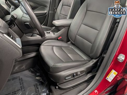 Used 2022 GMC Terrain SLT w/ Infotainment Package II AWD/4WD image 12