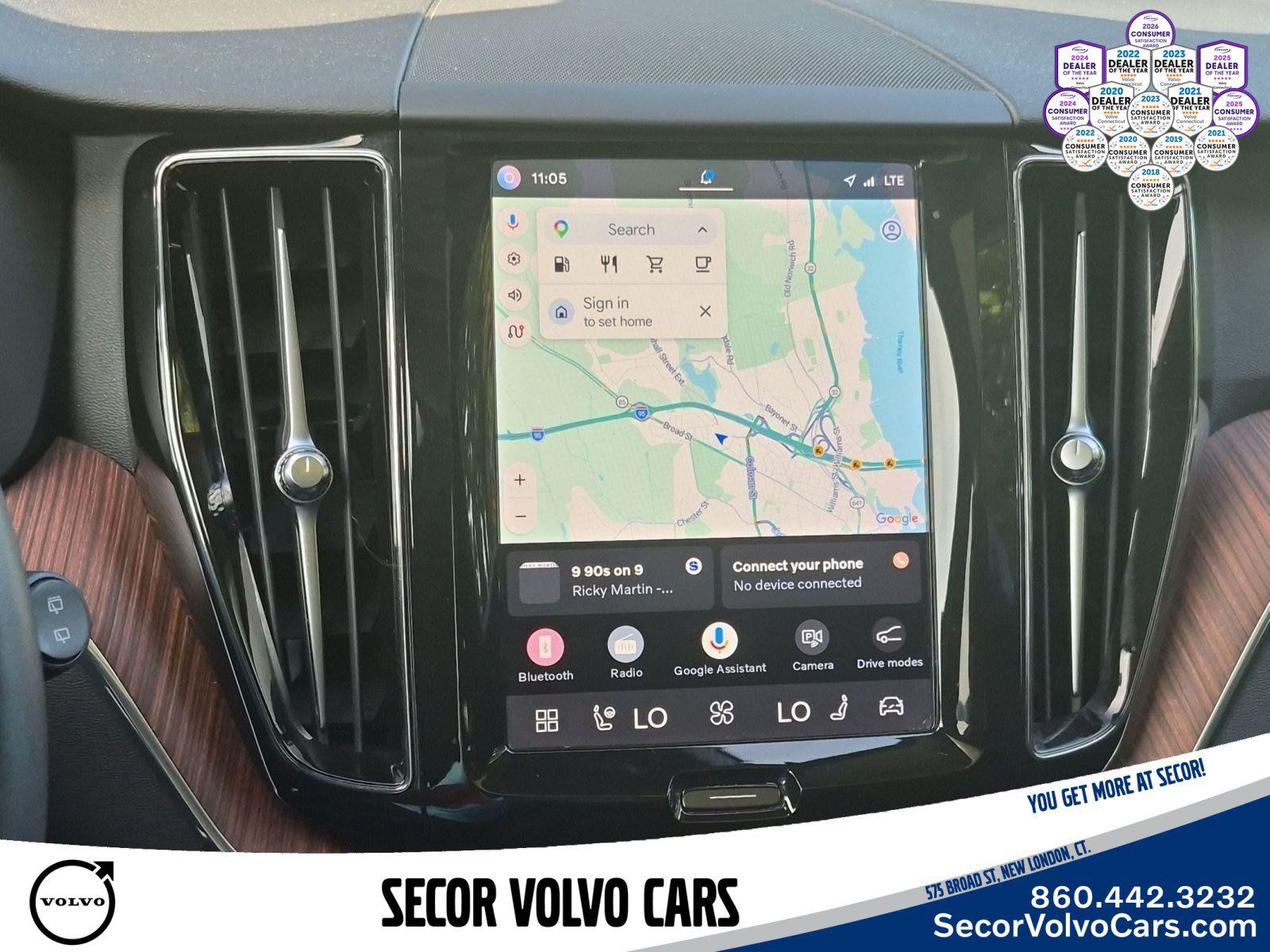 Certified 2023 Volvo XC60 B5 Plus w/ Climate Package AWD/4WD image 14