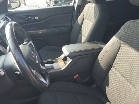 Certified 2019 GMC Acadia SLE w/ LPO, Floor Liner Package FWD image 16