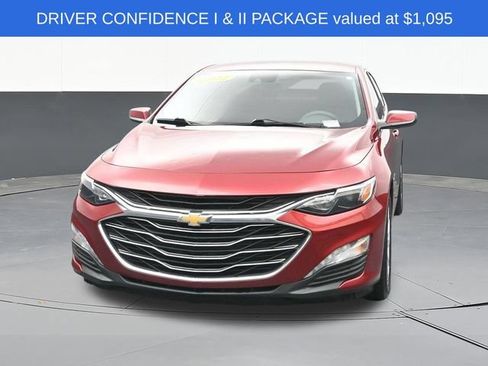 Used 2022 Chevrolet Malibu LT FWD image 2