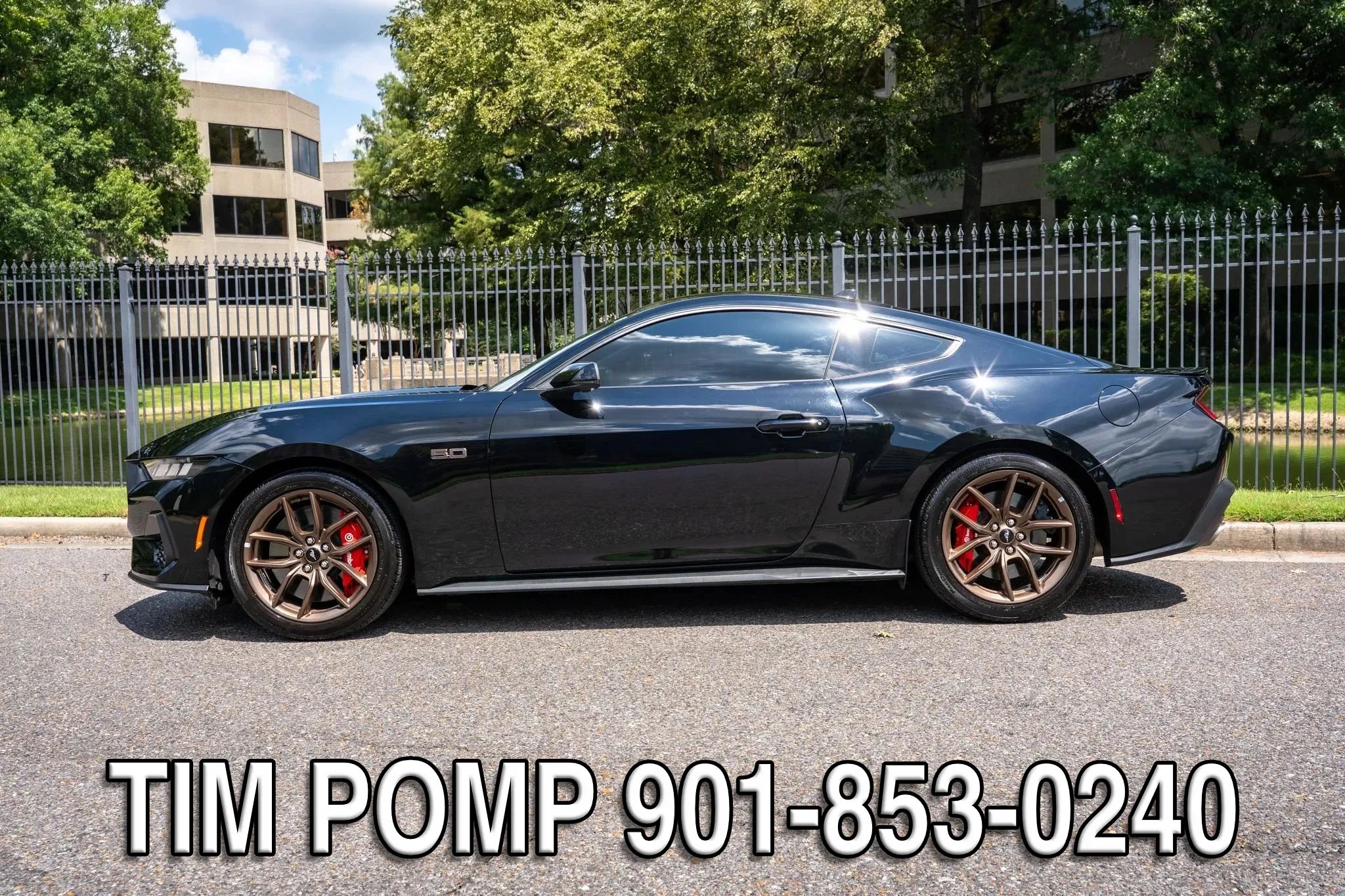 Used 2024 Ford Mustang GT Premium RWD image 8