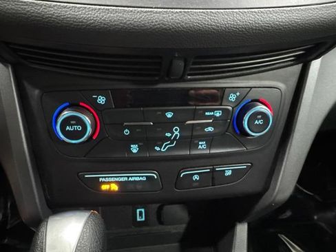 Used 2017 Ford Escape SE AWD/4WD image 20