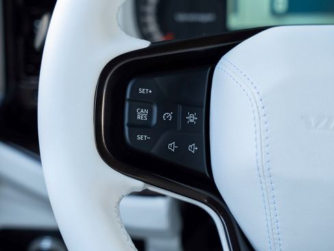 Used 2024 Ford Bronco Black Diamond image 33