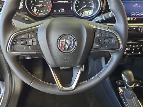 Used 2023 Buick Encore GX Select w/ Sport Touring Package image 27