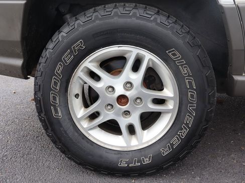 Used 2002 Jeep Grand Cherokee Laredo AWD/4WD image 42