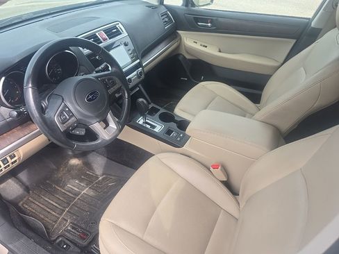 Used 2015 Subaru Outback 2.5i Limited image 12