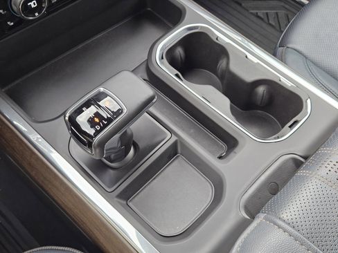 Used 2025 Chevrolet Silverado 1500 High Country w/ Technology Package AWD/4WD image 12