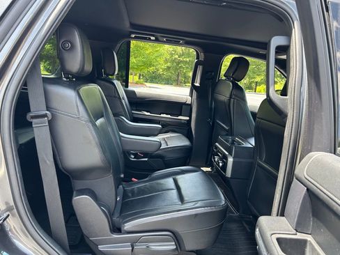 Used 2020 Ford Expedition XLT w/ Equipment Group 202A RWD image 51