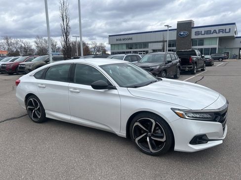 Used 2022 Honda Accord Sport image 1