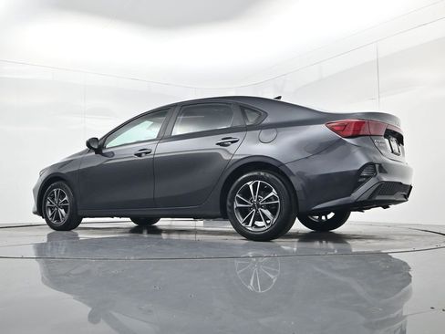 Used 2024 Kia Forte LXS FWD image 43