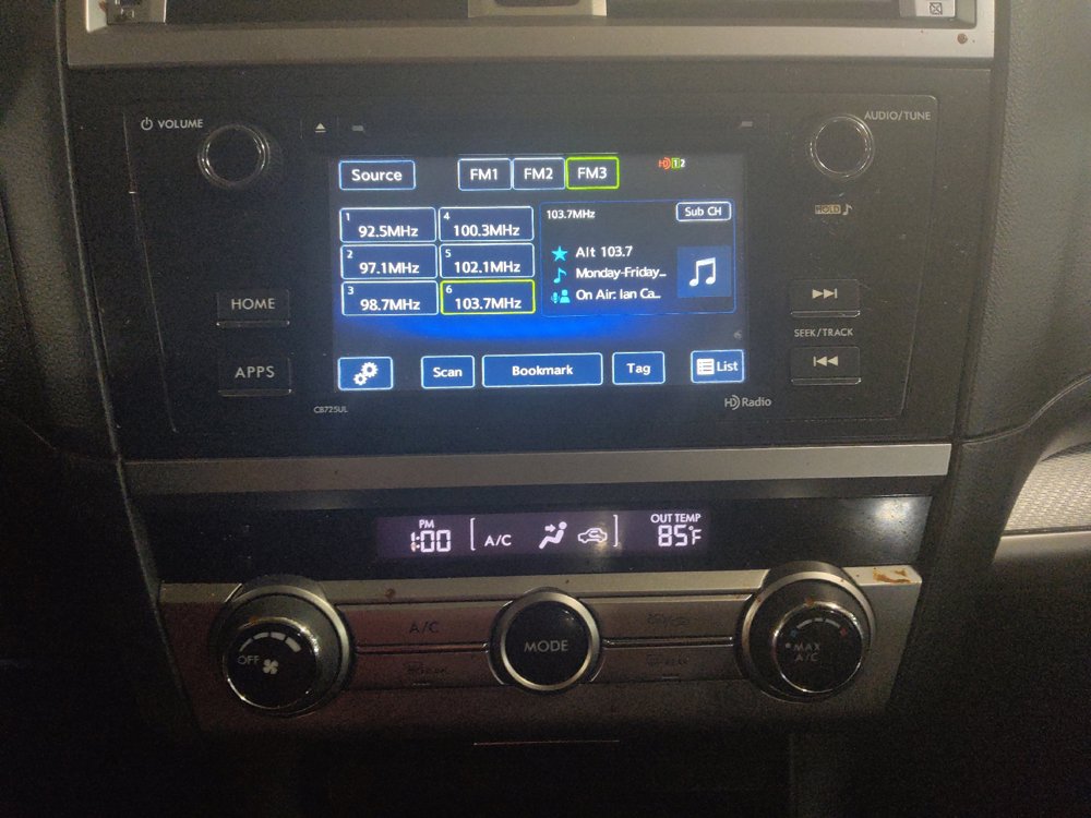 Used 2016 Subaru Legacy 2.5i AWD/4WD image 25