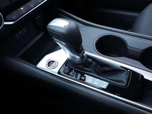 New 2025 Nissan Altima 2.5 SV image 36